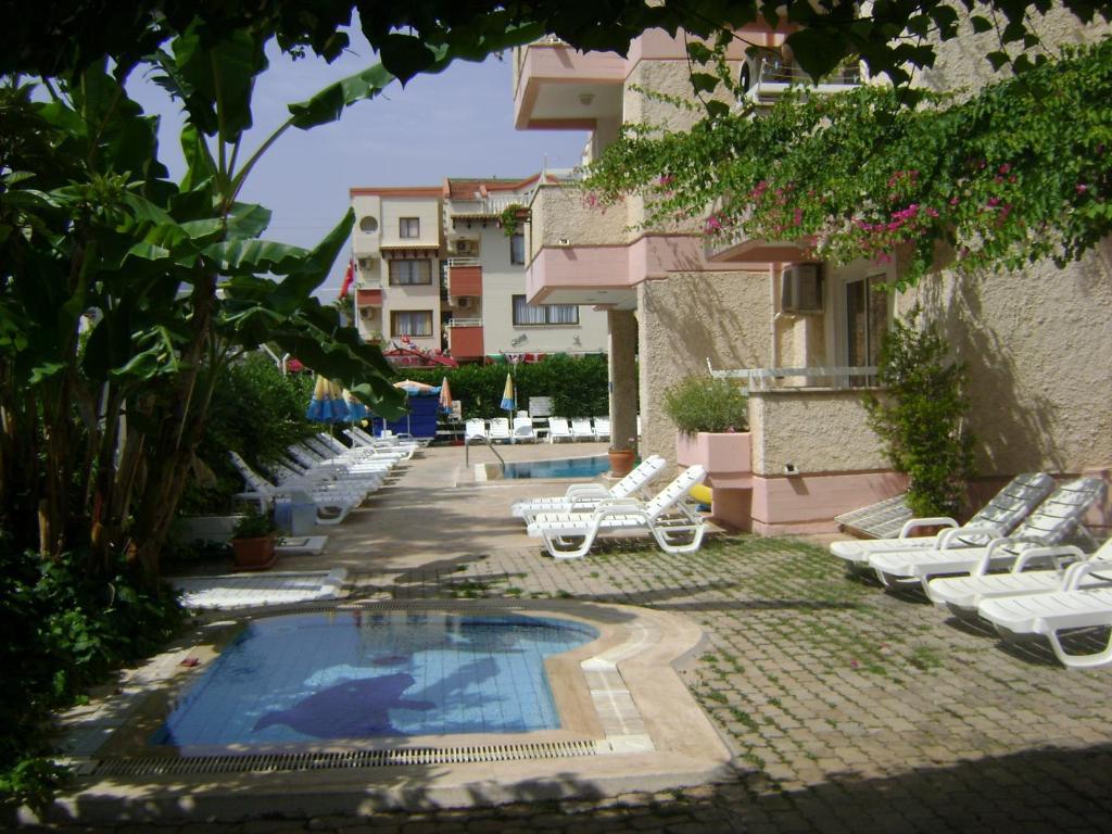 Erdenhan Apart Hotel Marmaris Exteriör bild