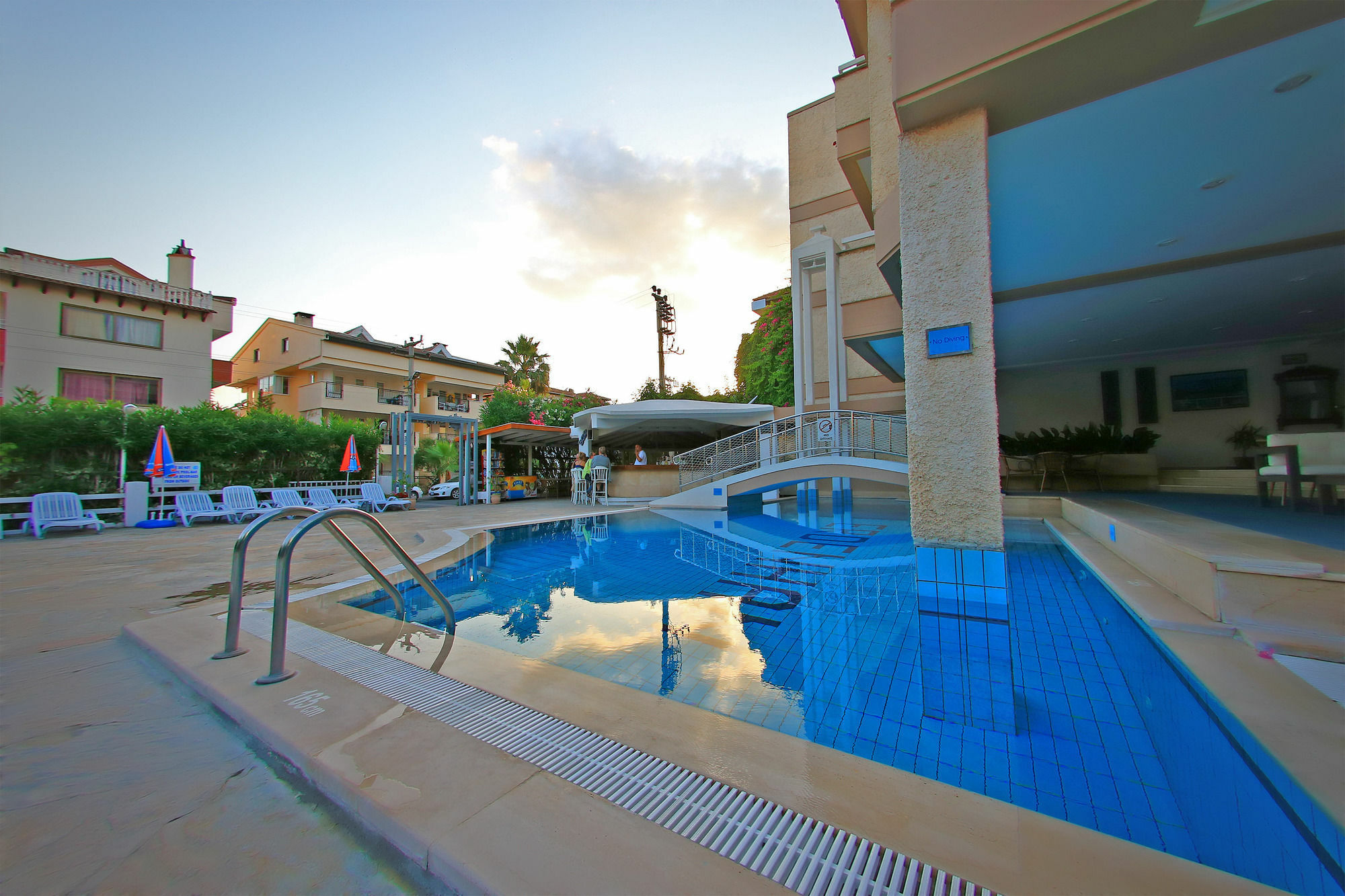 Erdenhan Apart Hotel Marmaris Exteriör bild